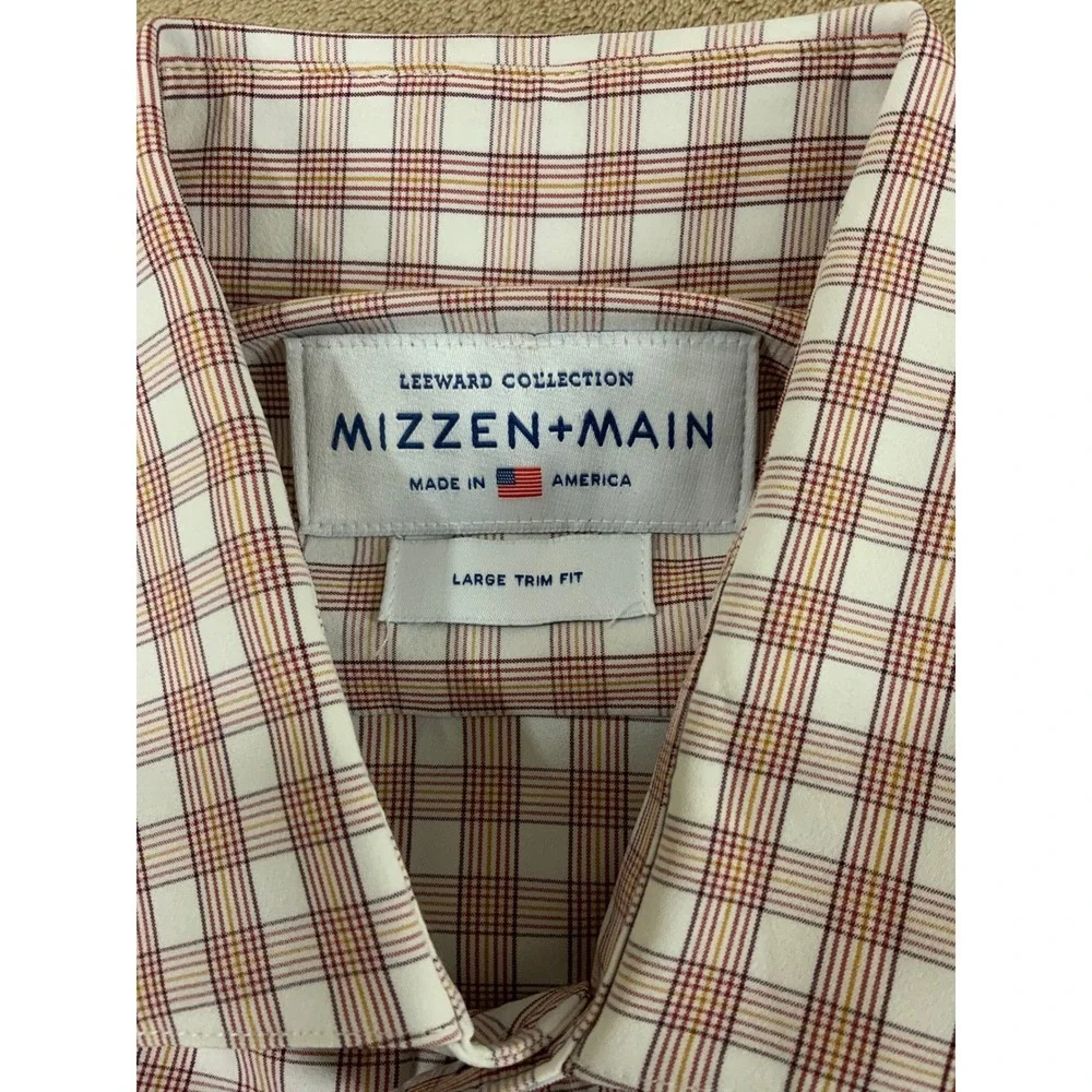 Mizzen+Main Leeward Trim Fit mens size Large Red plaid Button Up long sleeve EUC